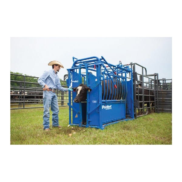 Priefert Squeeze Chute Model 2004