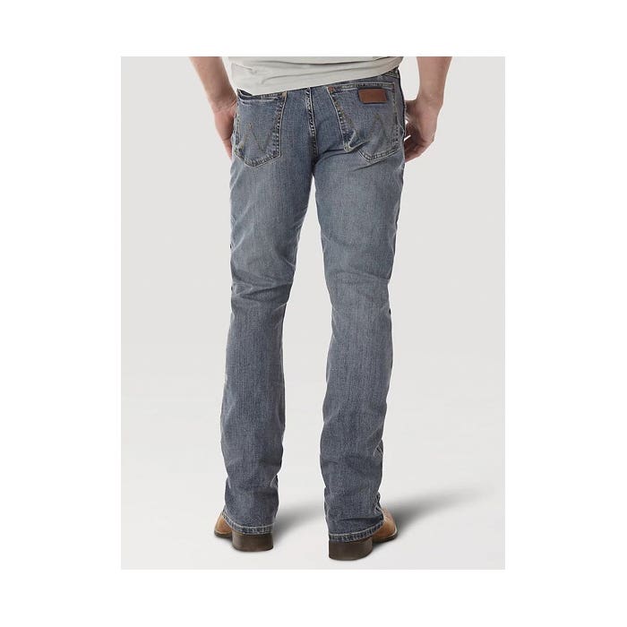 Wrangler Retro Series 77MWZGL-32X34 Jeans, 32 in Waist, 34 in L Inseam, Greeley, Bootcut, Slim Fit, Stretchable