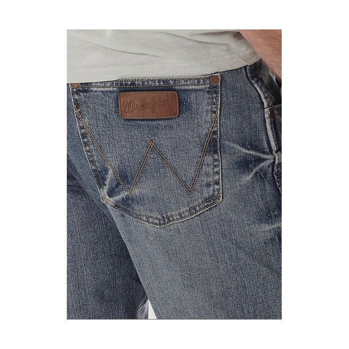Wrangler Retro Series 77MWZGL-32X34 Jeans, 32 in Waist, 34 in L Inseam, Greeley, Bootcut, Slim Fit, Stretchable