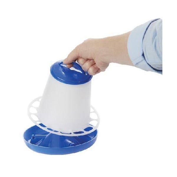 Double-Tuf Blue Plastic Feeder 1.5 lb Capacity
