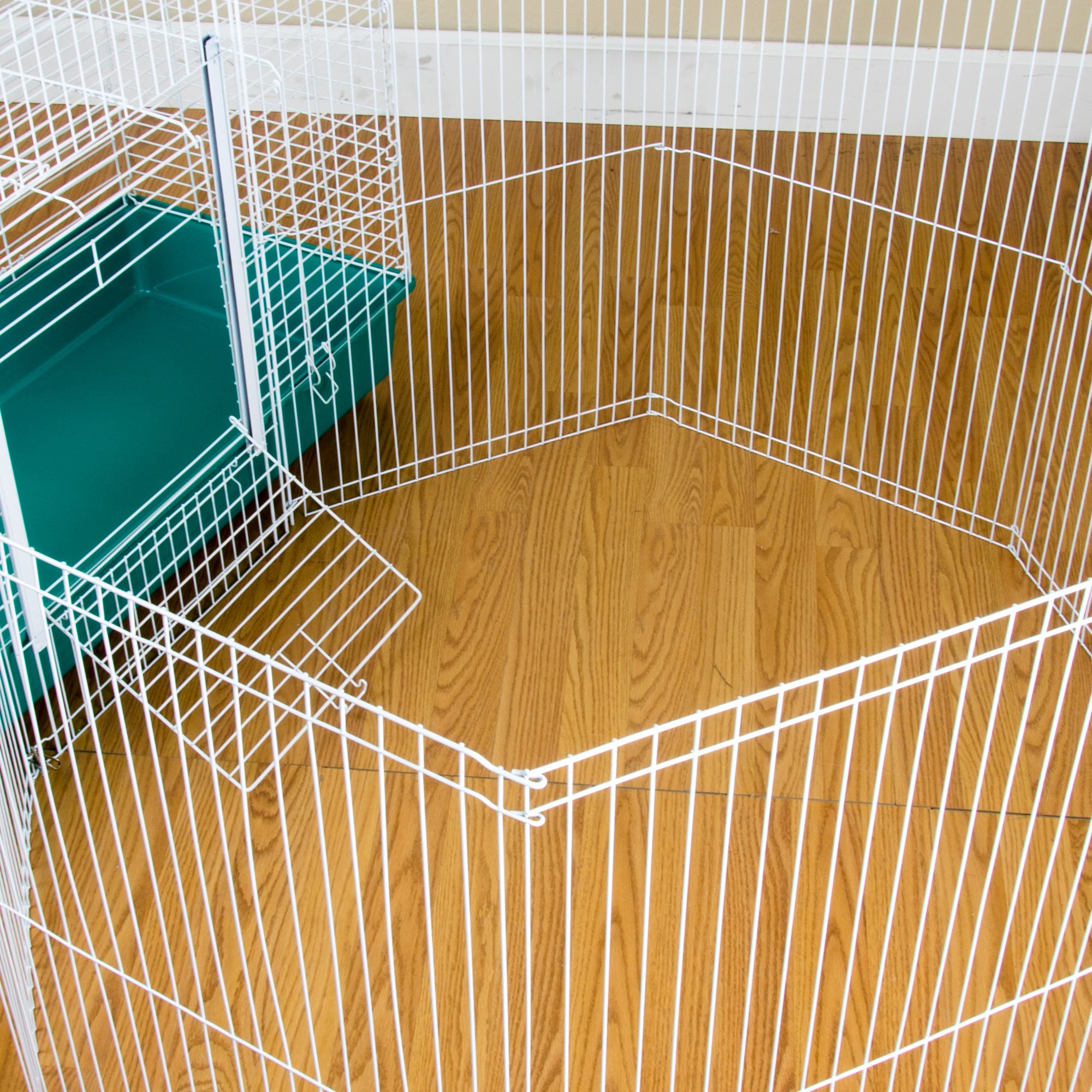 Ware 02072 Universal Play Pen, 43 in W, 43 in D, 29 in H, L, Canvas, White