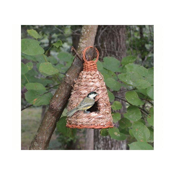 Songbird ESSENTIALS Bird House, 6 in W, 6 in D, 10 in H, Roosting Pocket Hive, Reed Grass, Brown