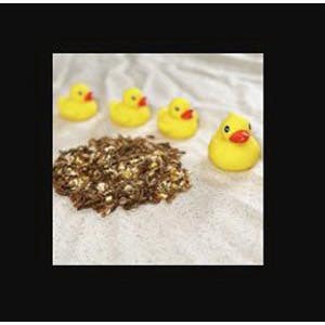 Happy Hen Treats Duck Pond Medley Hen Treat, 2 lb