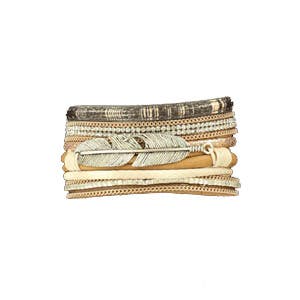Blazin Roxx Bracelet, Multi-Strand, One-Size, Feather Accent