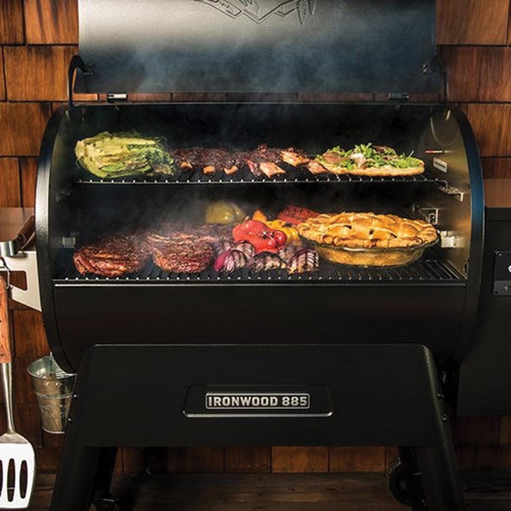 Traeger Pellet Grill 38000 BTU 570 sq in Primary Cooking Surface Side Shelf Included Steel Body