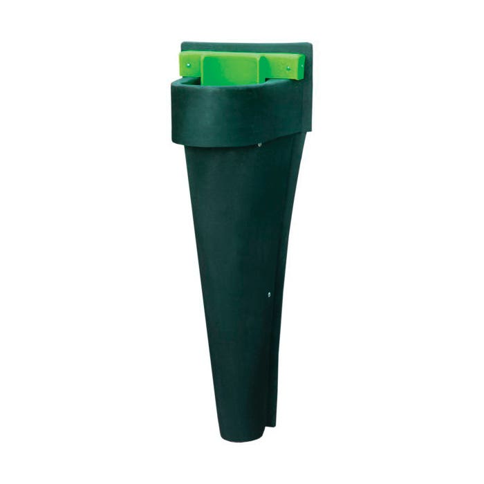 Behlen Country Stall Waterer with Infrared Heat Pad Polyester Black
