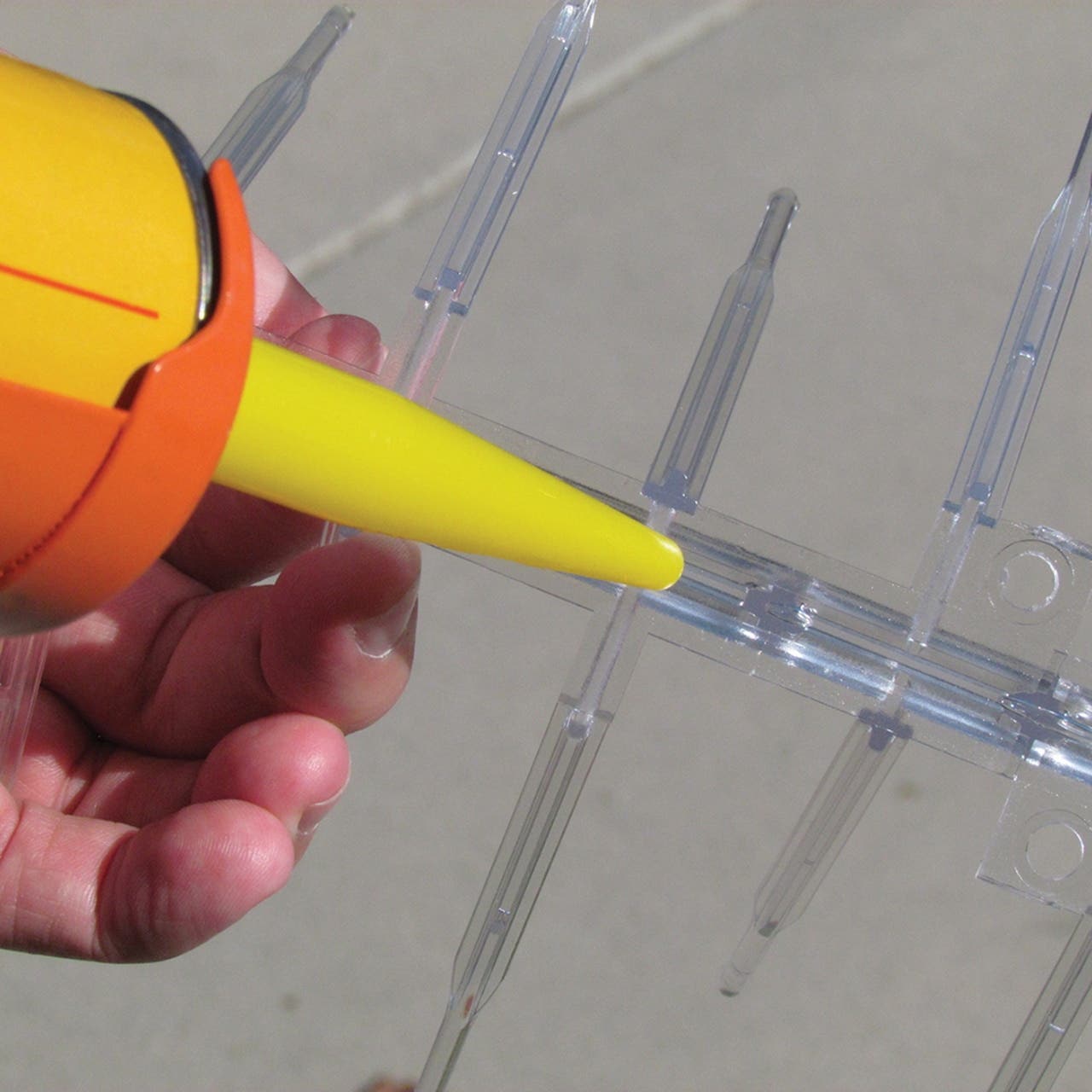 Bird-B-Gone Bird Spike, Repels: Crows, Pigeons, Seagulls, Vultures
