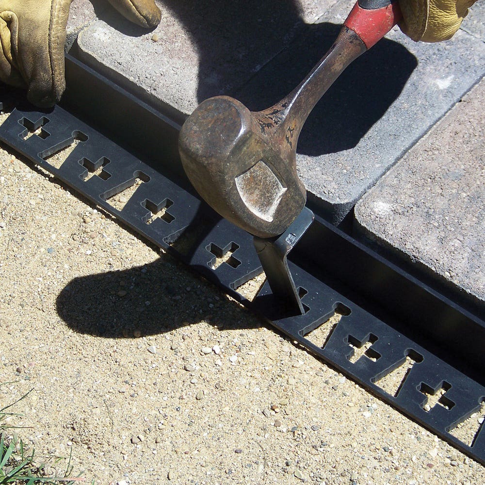 Valley View Metal Garden Stake 9 in