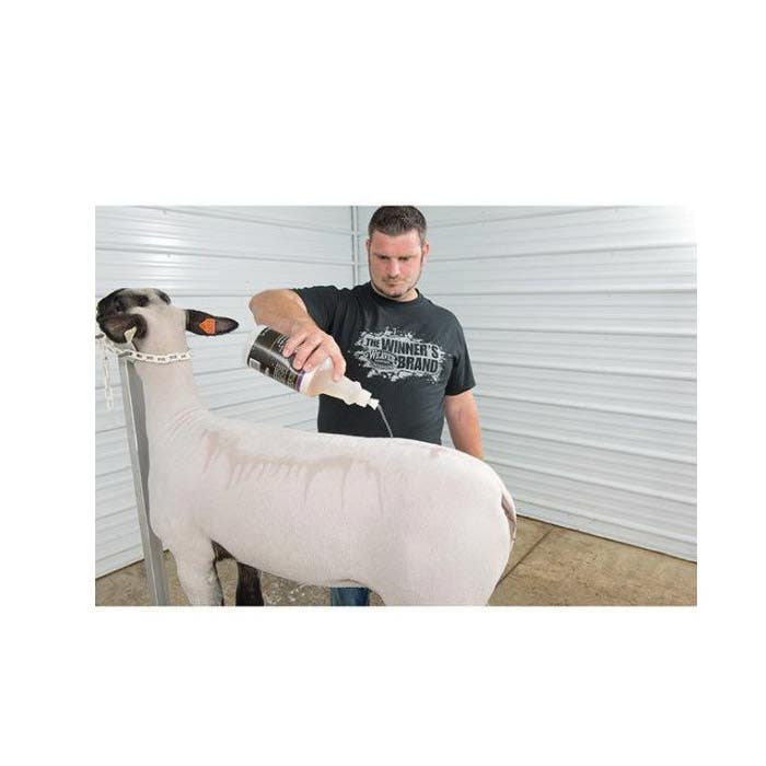 Weaver Livestock Shampoo, Liquid, Clear/Pale Yellow, Clean, Fresh, 1 gal