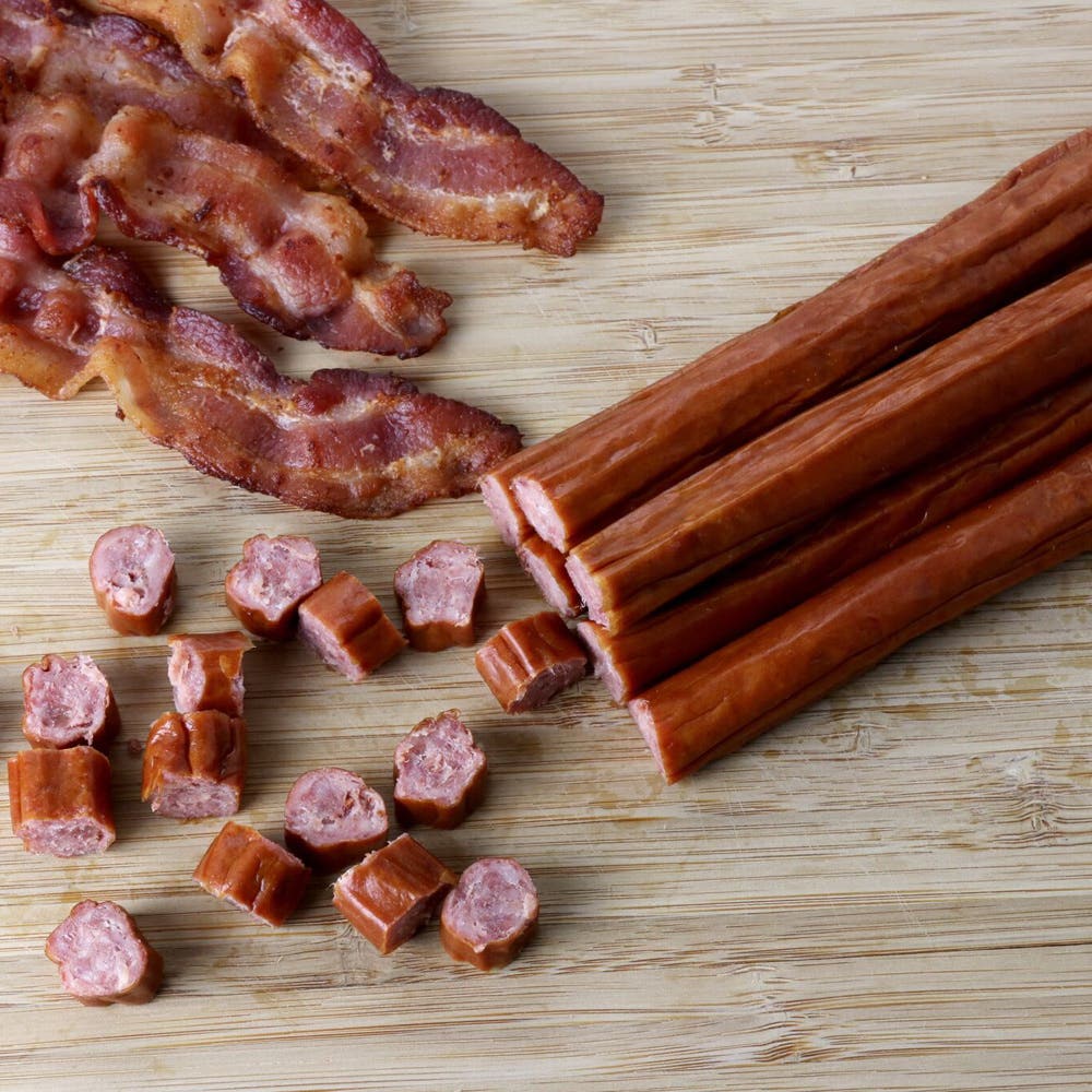 Wenzel's Farm Beef with Bacon Stick, 8 oz, Pack