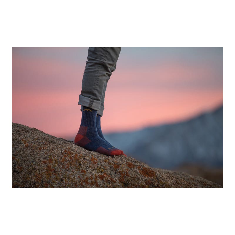 Darn Tough Men's Micro Crew Midweight Hiking Socks - 921130