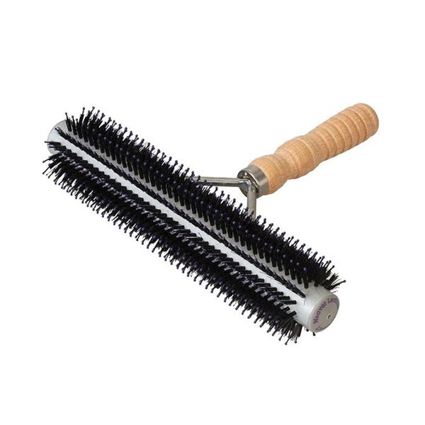 Weaver Livestock Wide Range Series Fluffer Brush, 9 in Brush, Fiber Bristle, Wood, Black