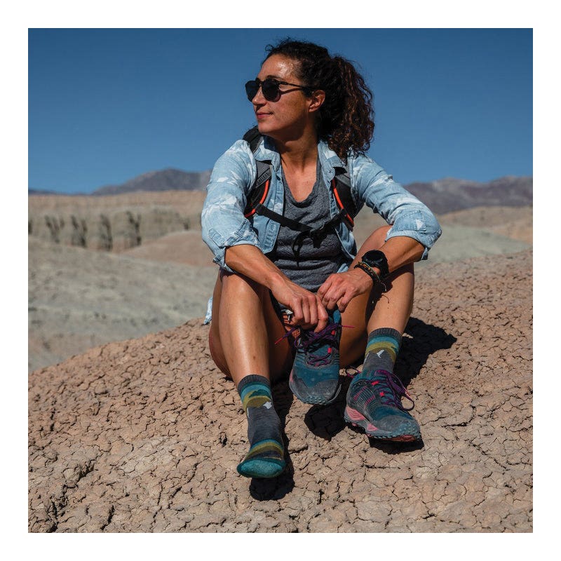 Darn Tough 5005-Taupe-S Sunset Ledge Micro Crew Lightweight Hiking Socks, Women's, S, Lycra Spandex/Merino Wool/Nylon