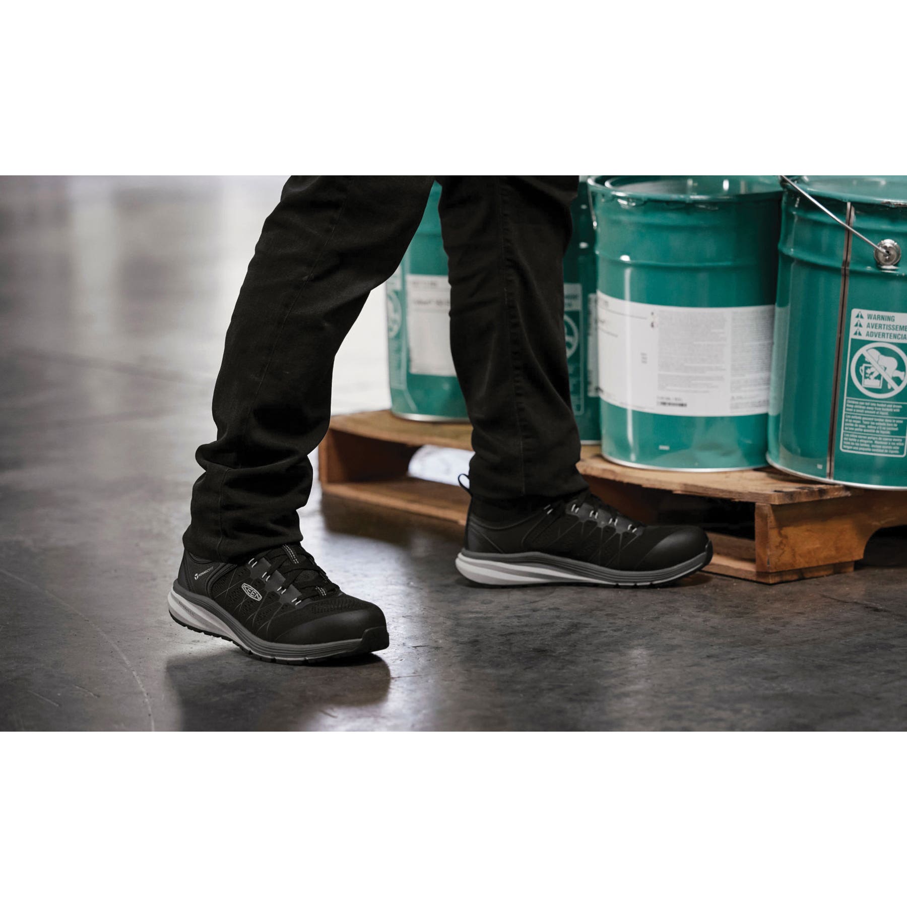 Keen Vista Energy Series Work Boots, 12, D W, Black/Vapor, Lace-Up