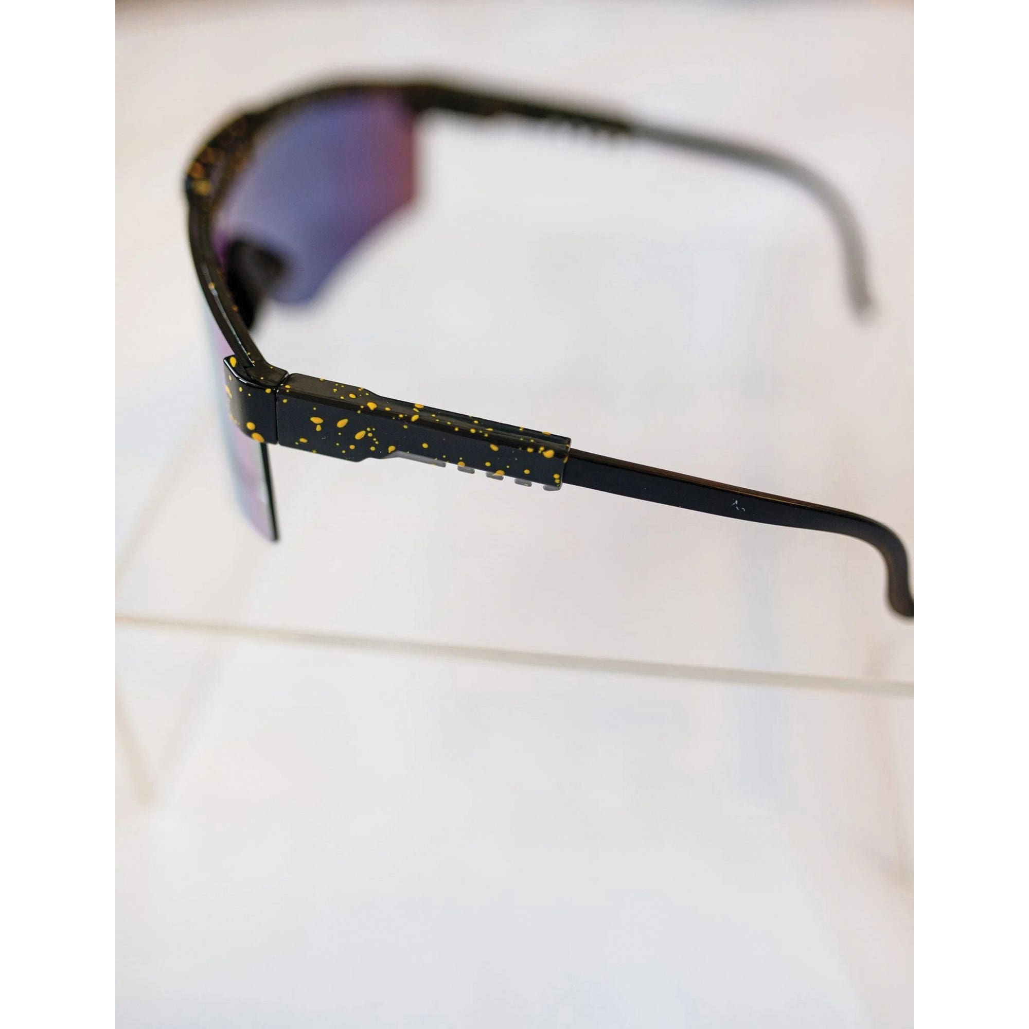 Front Porch Boutique Sport Shade Sunglasses, Polycarbonate, Black, Polarized, Yellow Lens