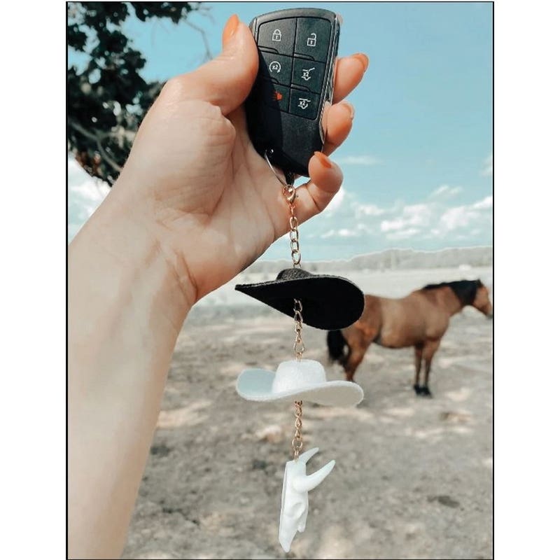 Front Porch Boutique Keychain, Black/Stone Cowboy Hat