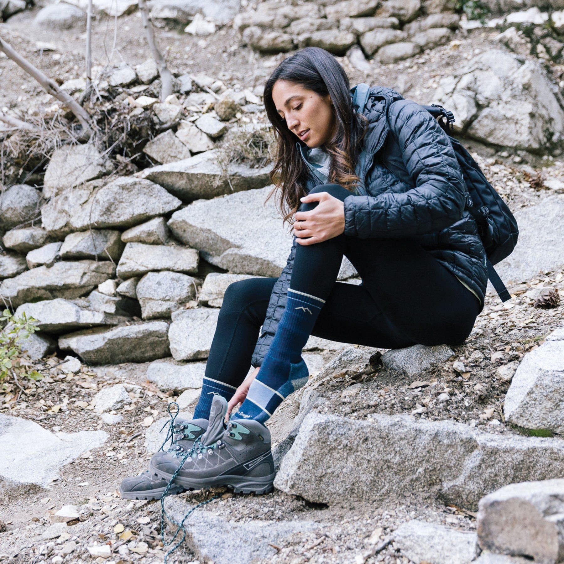 Darn Tough Women's Hiker Boot Full Cushion Midweight Hiking Sock - 921172