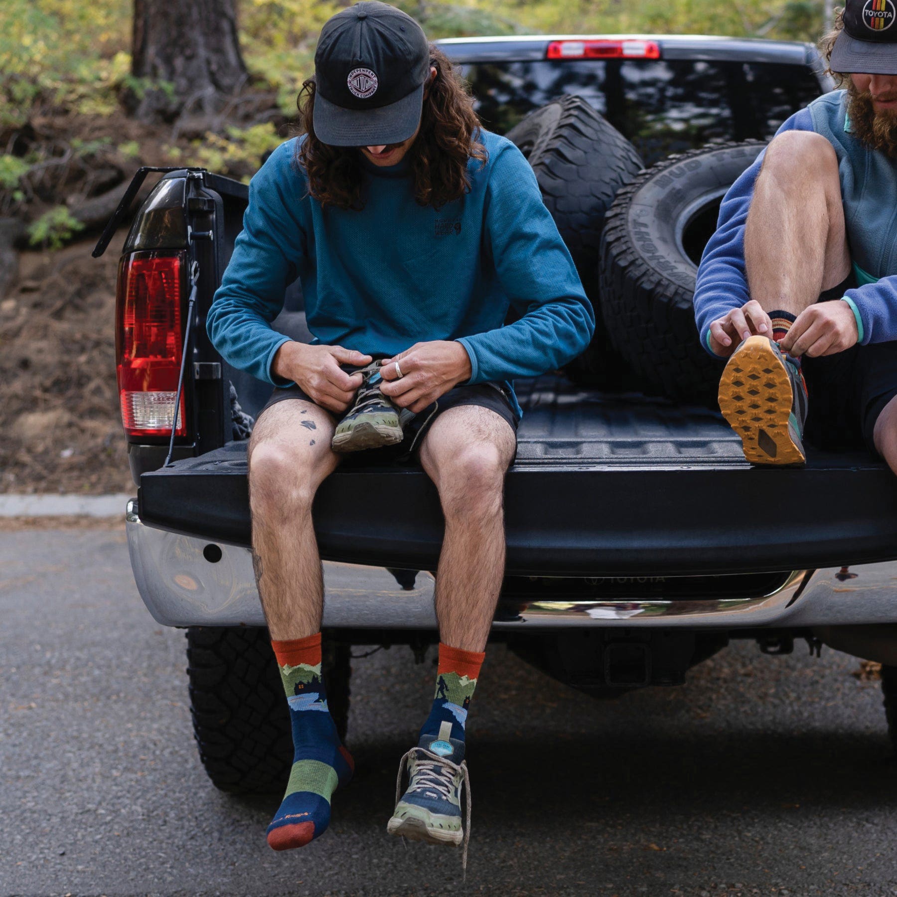 Darn Tough 5014-ECLIPLSE-L Men's Close Encounters Hiking Socks, Male, L, Lycra Spandex/Merino Wool/Nylon, Eclipse