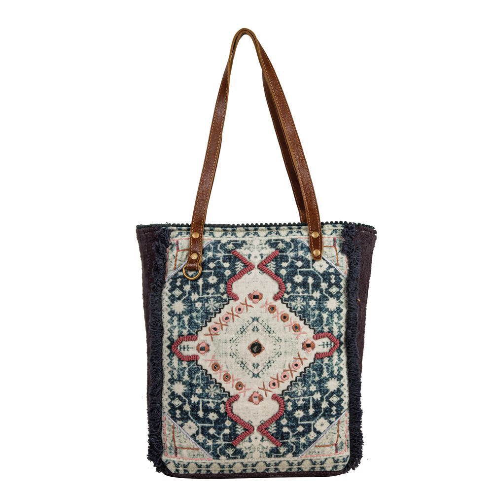 Myra Bag Tote Bag, Homestyle Warmth Embroidered, Zipper