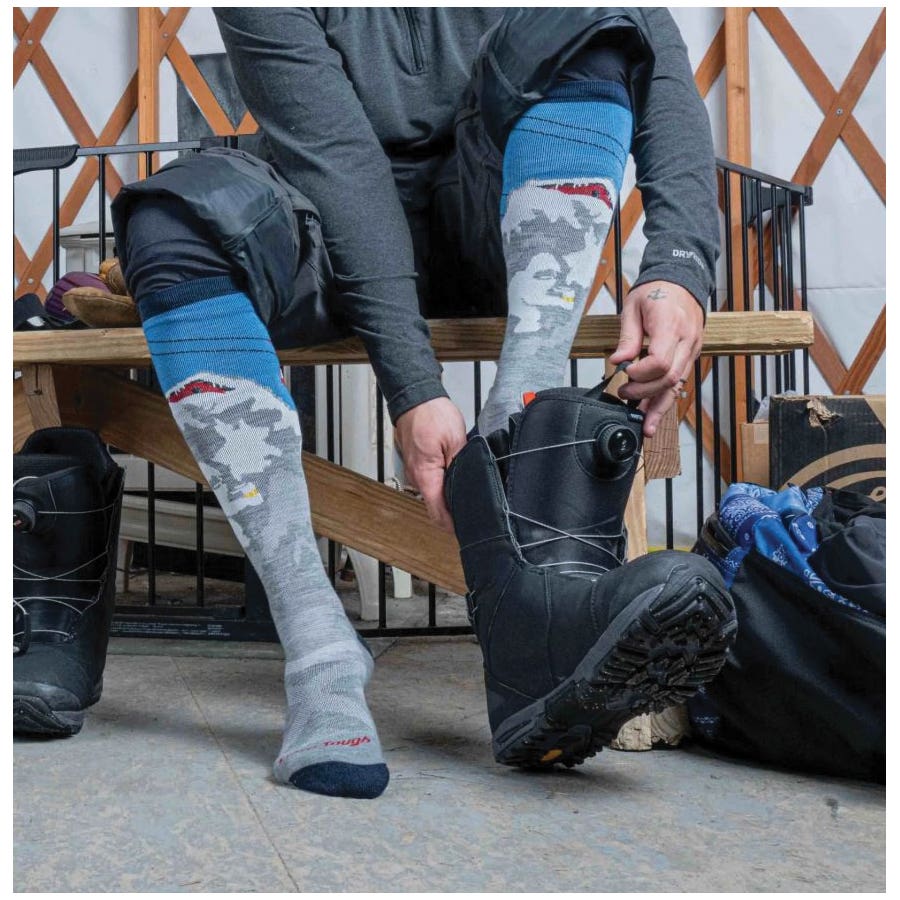 Darn Tough Heady Yeti 8043-GR-L Over-The-Calf Midweight Ski and Snowboard Socks, Men's, L, Merino Wool/Nylon/Spandex