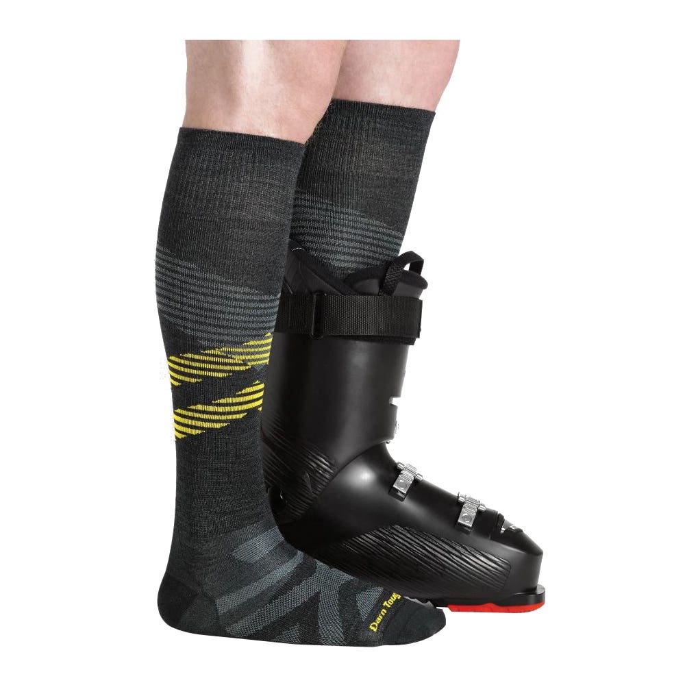 Darn Tough Pennant RFL 8002-CBN-L Over-The-Calf Ultra Lightweight Ski and Snowboard Socks, Men's, L, Carbon
