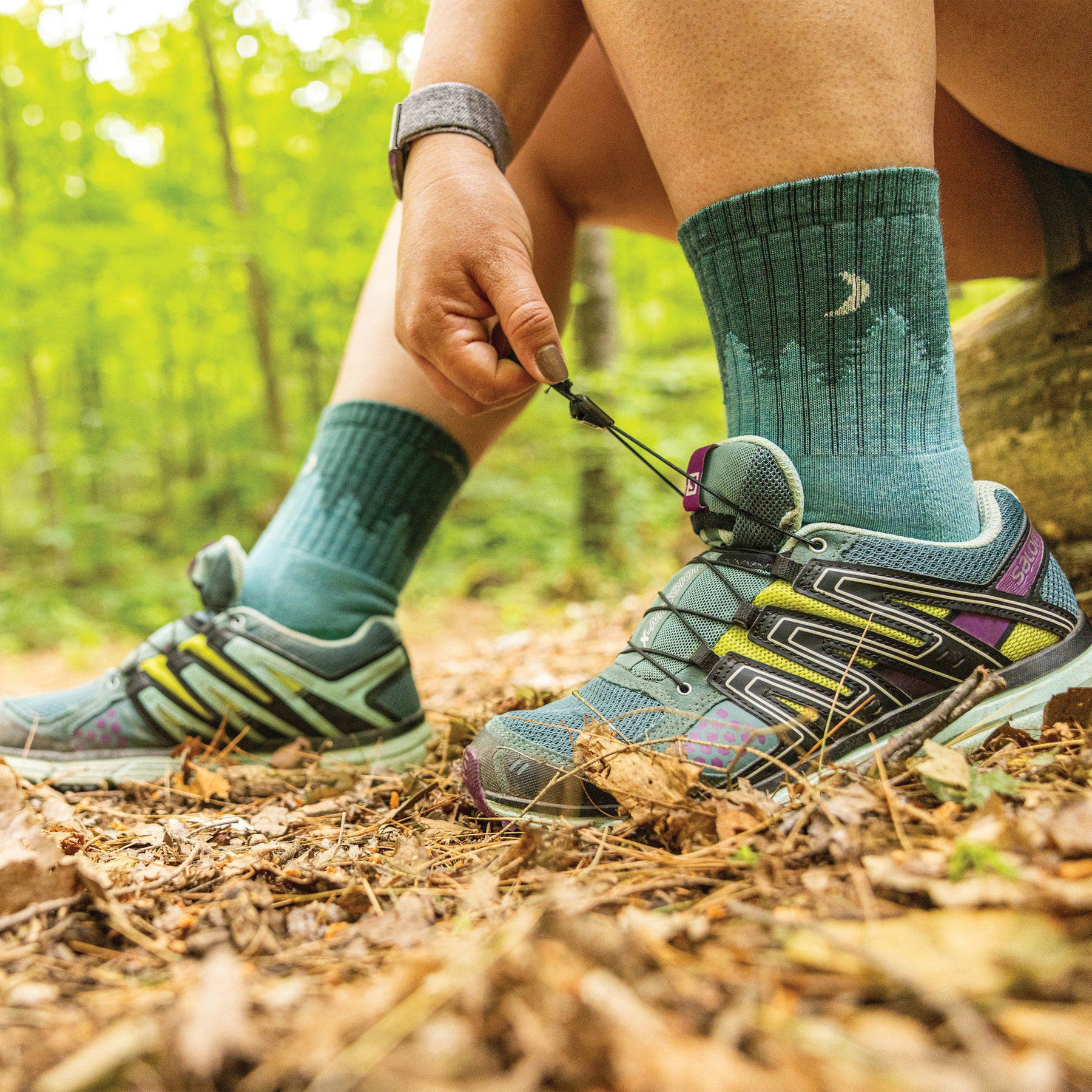 Darn Tough Women's Treeline Micro Crew Midweight Hiking Sock