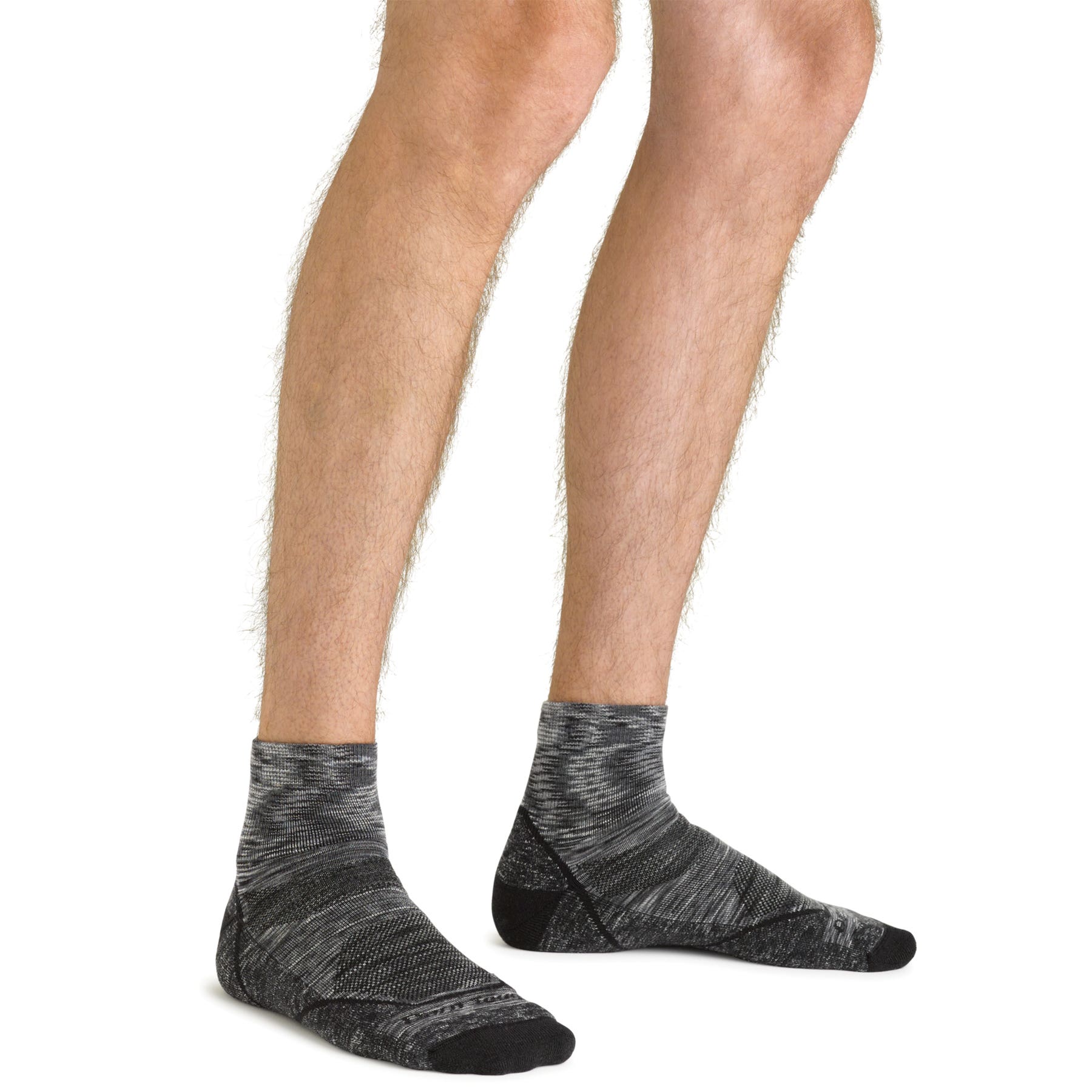 Darn Tough Men's Light Hiker Quarter Lightweight Hiking Sock - 921119