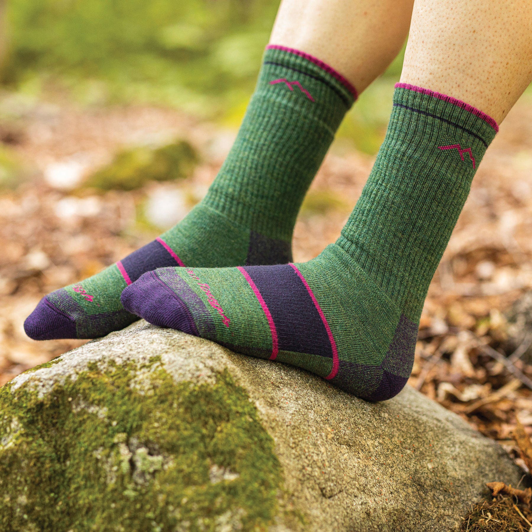 Darn Tough Women's Hiker Boot Full Cushion Midweight Hiking Sock - 921176