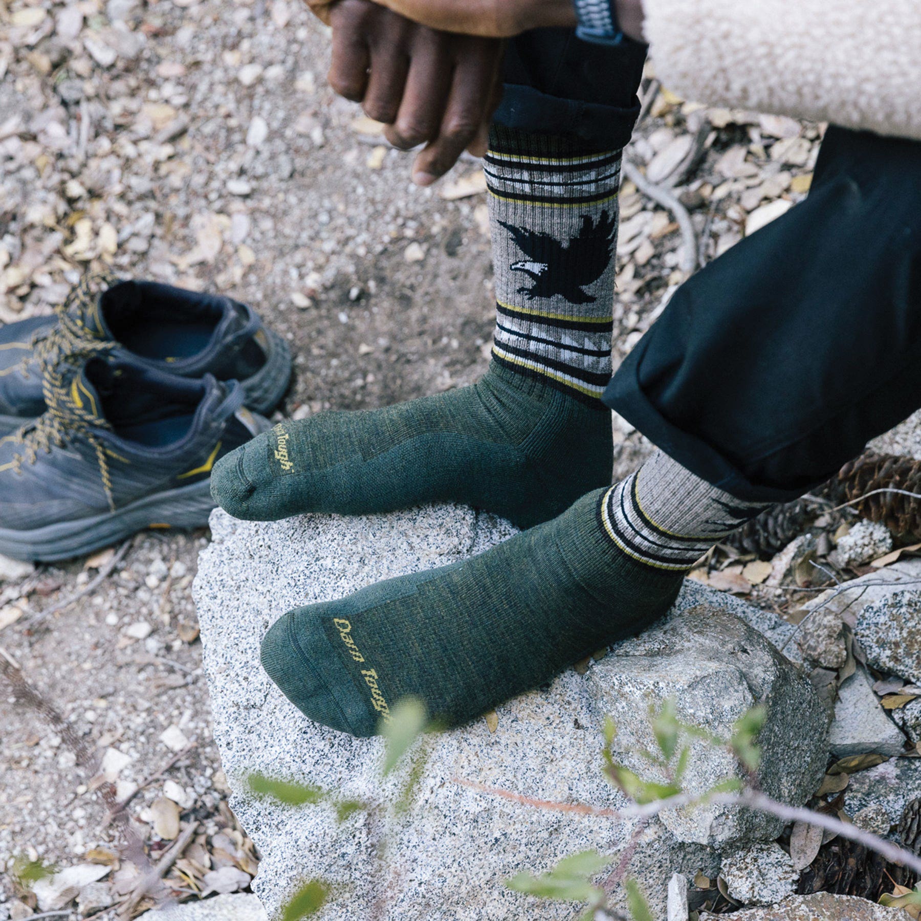 Darn Tough Men's VanGrizzle Boot Midweight Hiking Sock - 921204