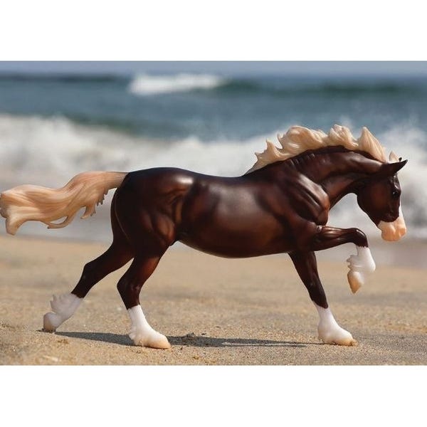 Breyer Horses Animal Toy, 8 years and Up, Surfer's Riptide Chincoteague Pony