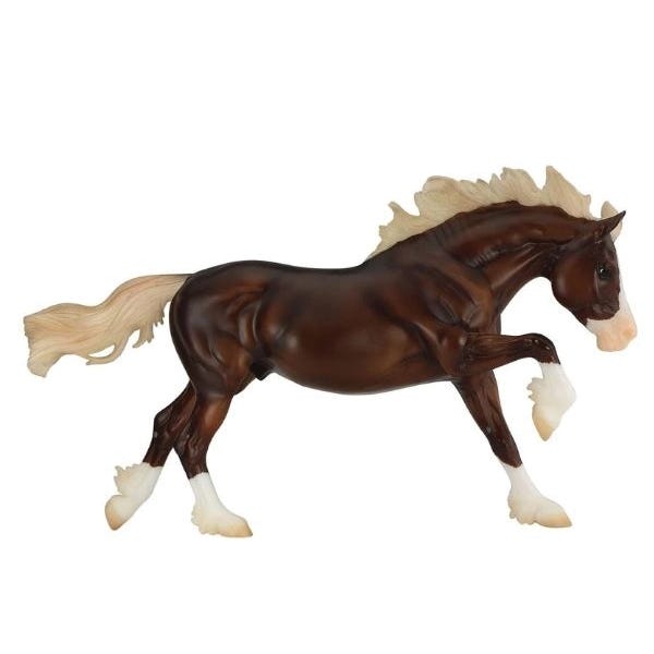 Breyer Horses Animal Toy, 8 years and Up, Surfer's Riptide Chincoteague Pony