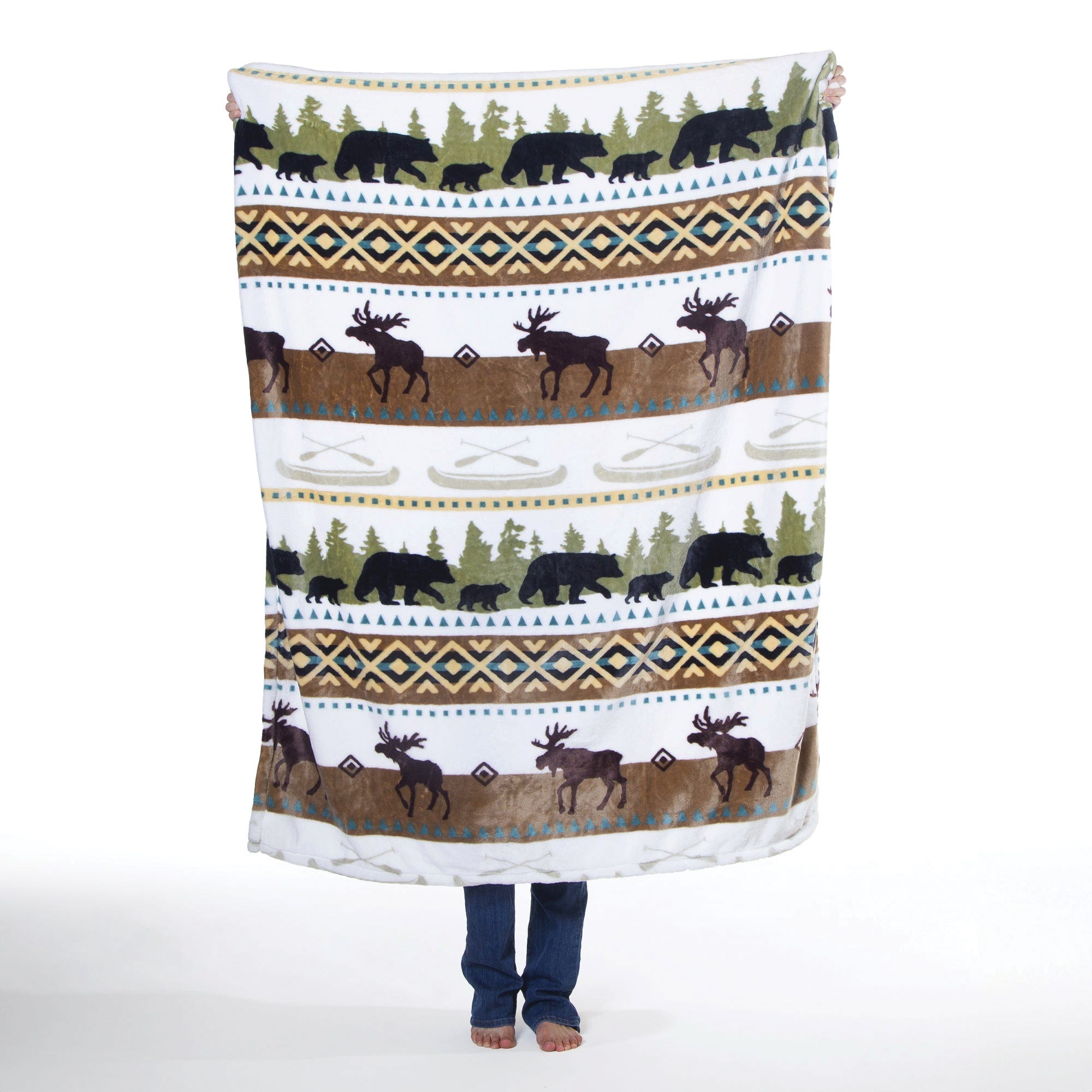 Carstens Wildlife Travel Blanket, 60 in L, 50 in W, Plush