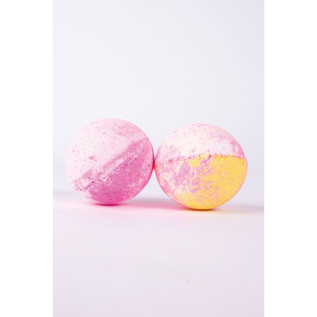 Great Pretenders Just Desserts Bath Bomb