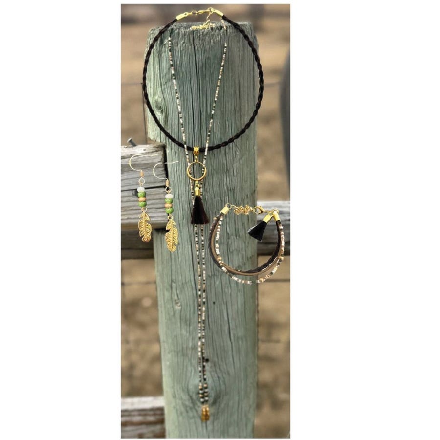 Cowboy Collectibles Lariat Necklace