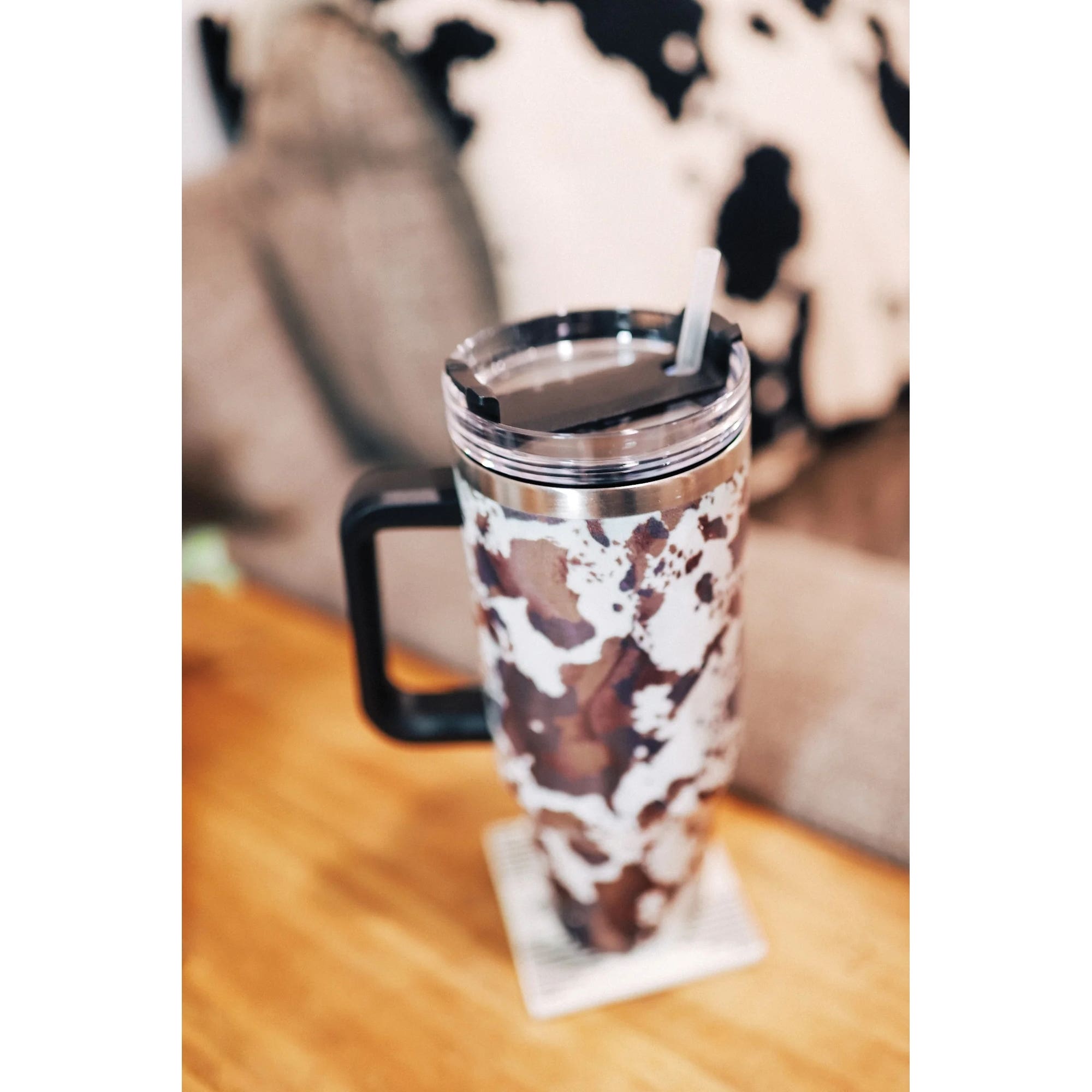 MidWestern Merch TMBLR002 Tumbler with Handle, 40 oz, Brown Cowhide