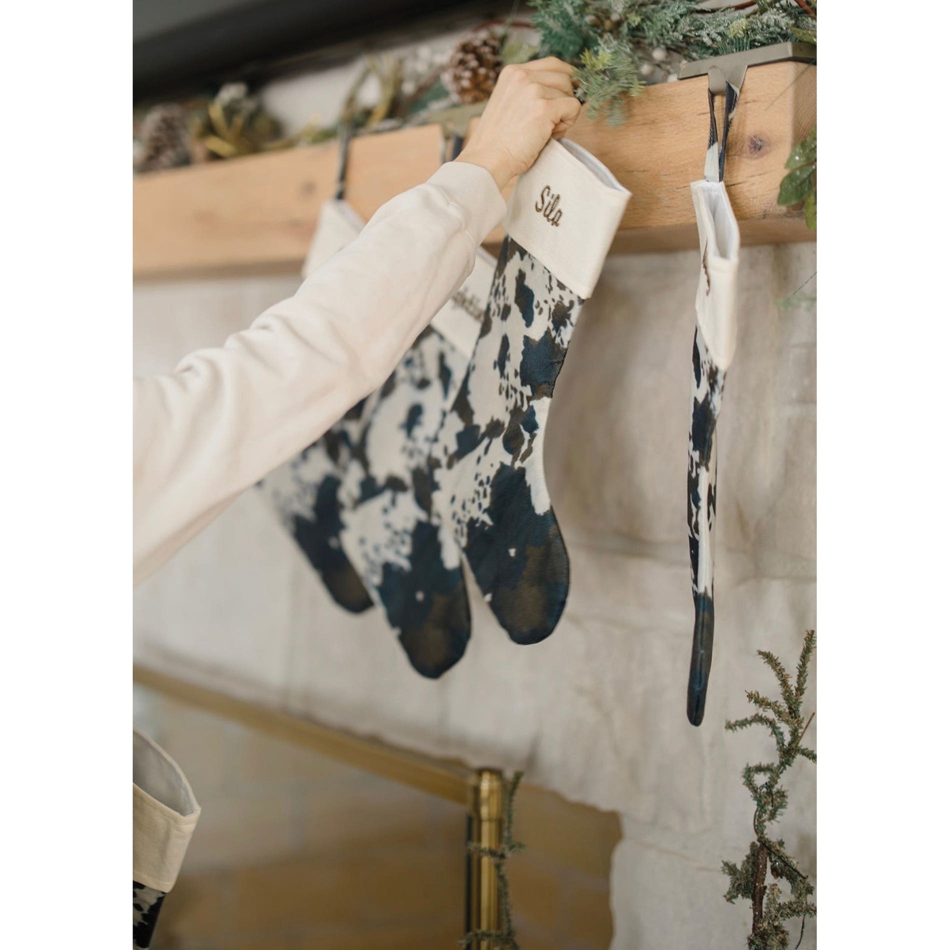 MidWestern Merch STKG002 Cowhide Christmas Stocking, Brown