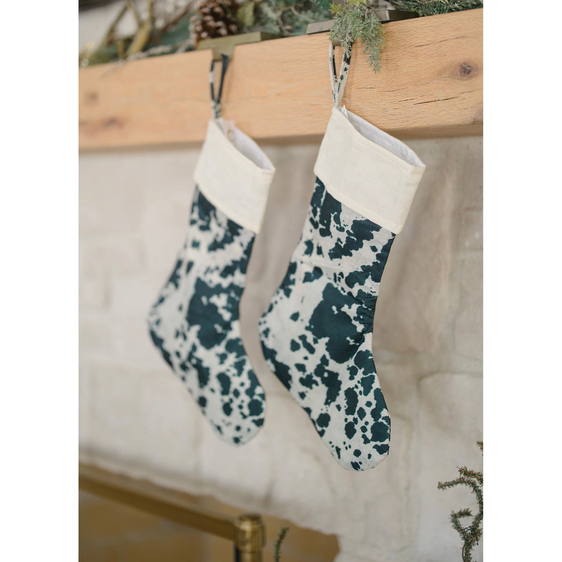 MidWestern Merch STKG003 Cowhide Christmas Stocking, Black