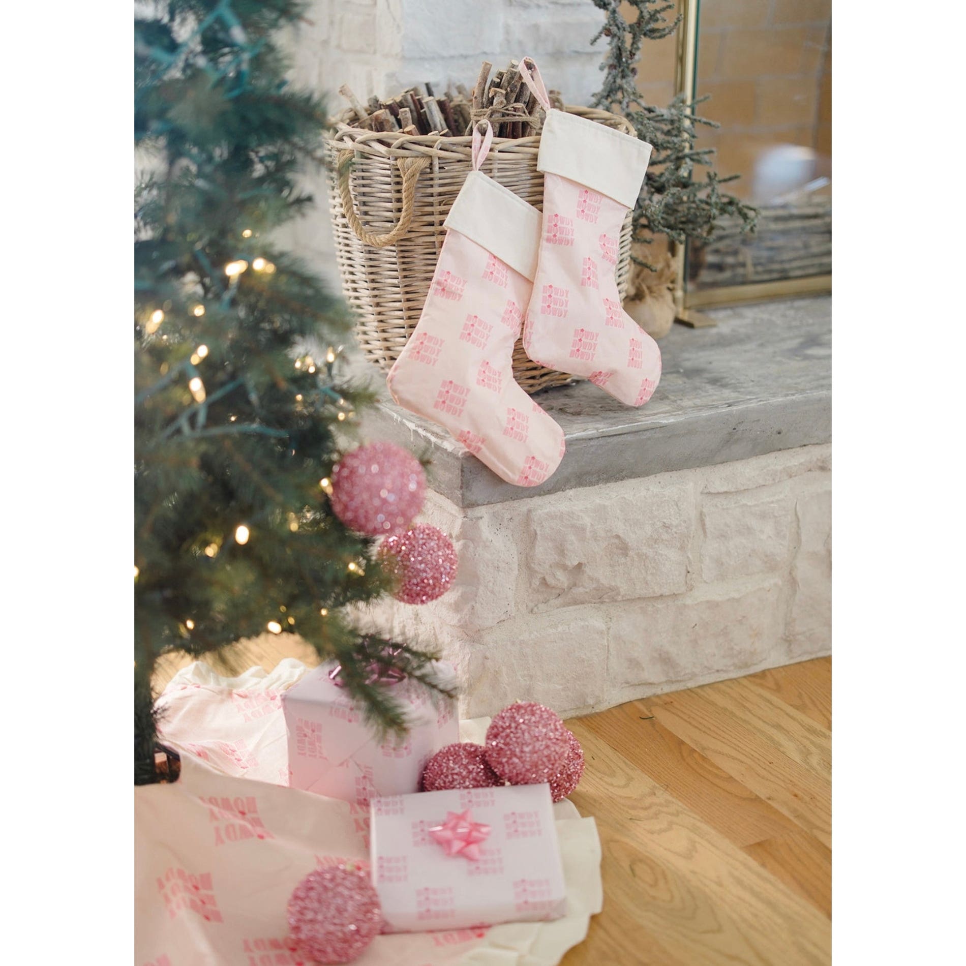 MidWestern Merch STKG005 Howdy Christmas Stocking, Pink