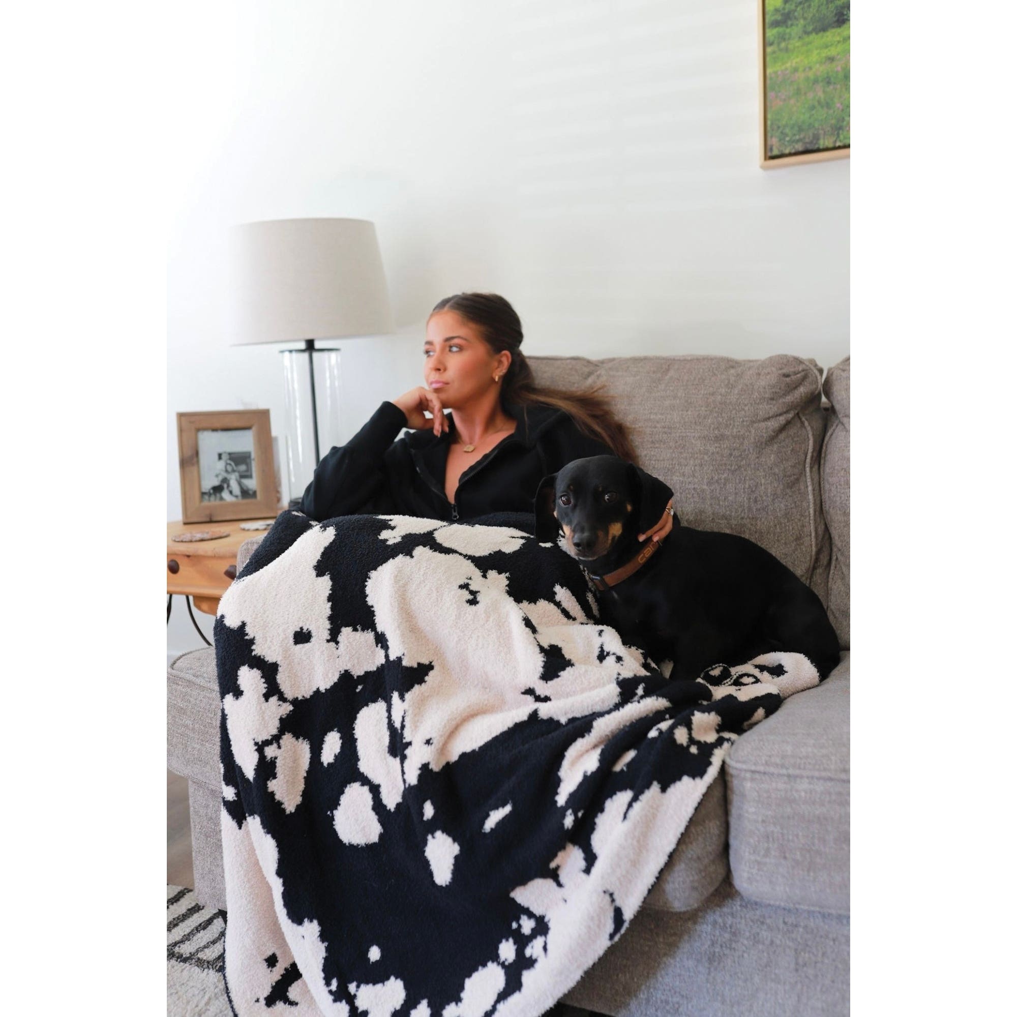 MidWestern Merch BLKT003 Throw Blanket, Cowhide Pattern, Black