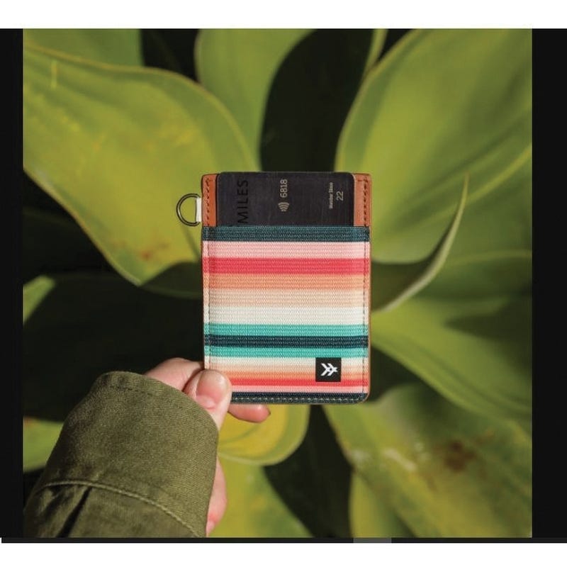 Thread Renae Vertical Wallet, Elastic