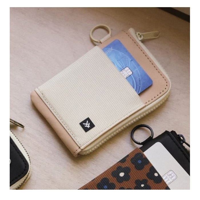 Thread 6 Compartment Zipper Wallet, Off-White