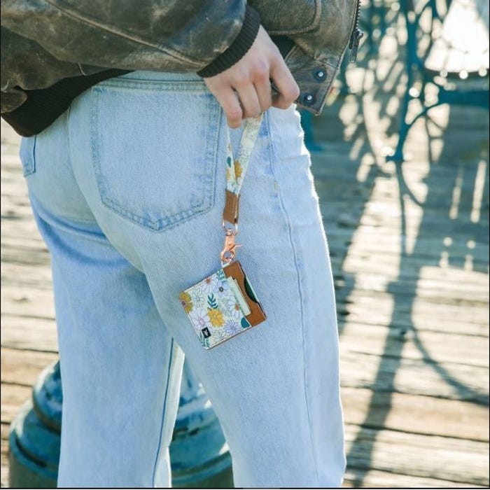 Thread Blossom Leather Wrist Lanyard, Clasp
