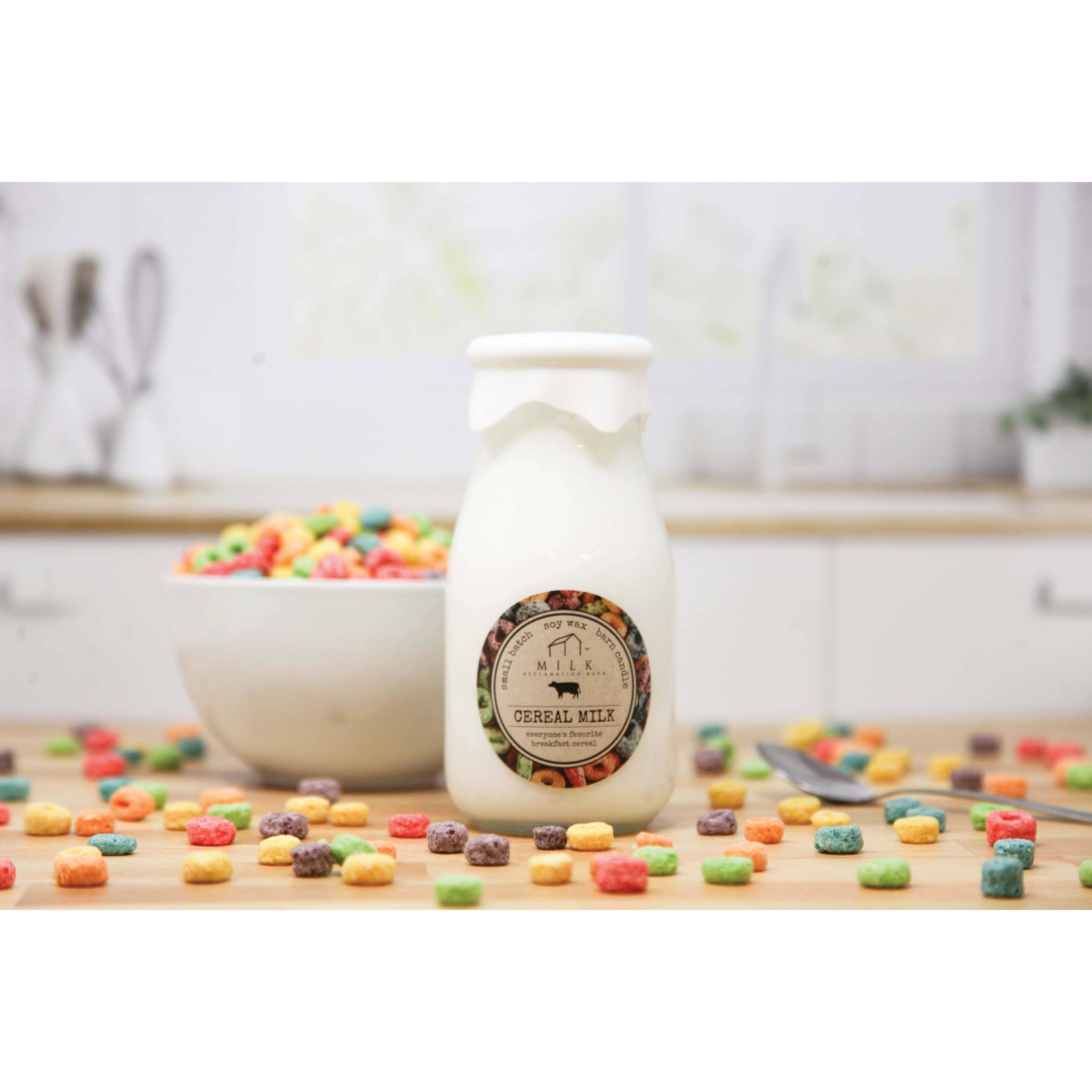 Milk Reclamation Barn MB-CM Milk Bottle Candle, 13 oz, Cereal Milk, 100 hr