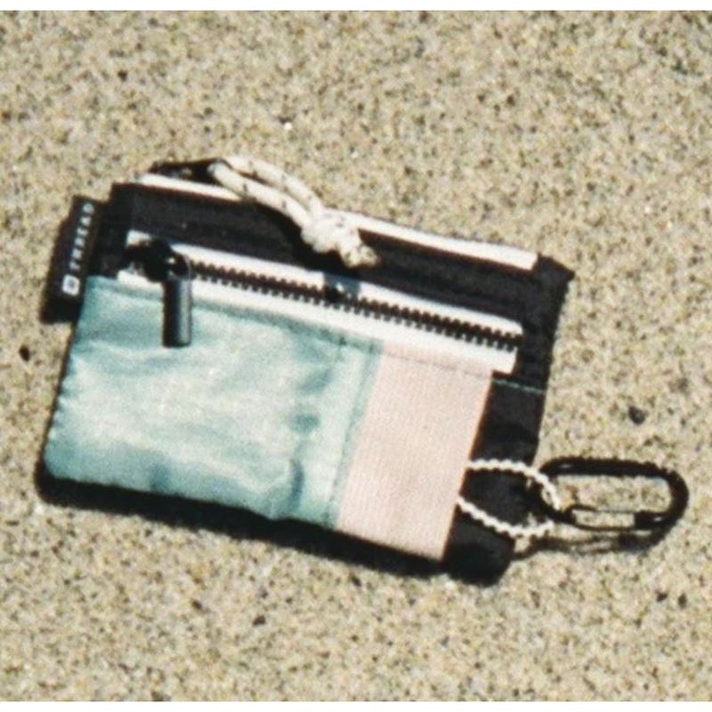 Thread Auburn Zipper Wallet, 2 Compartment