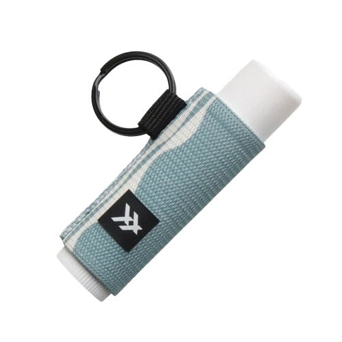 Thread Wavy Lip Balm Holder