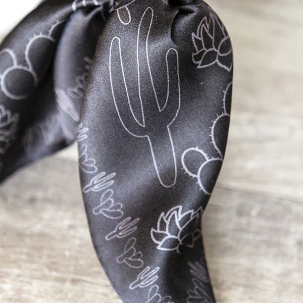 Fringe Scarves Scarf, S, Silk, Black/Gray/Silver