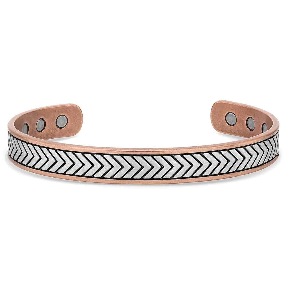 Montana Silversmiths BC6180 Cuff Bracelet, One-Size, Pointed Etched, Brass