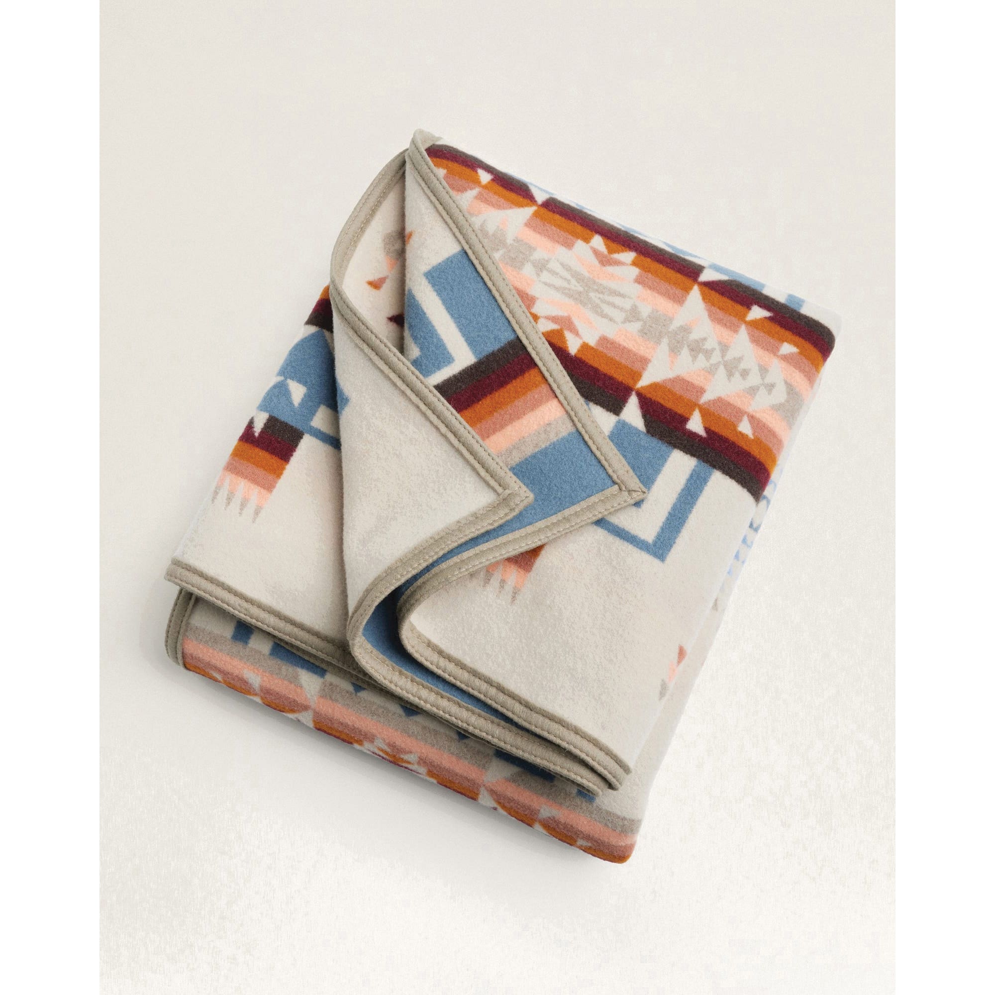 Pendleton ZD411-55184 Robe Blanket, 64 in L, 80 in W, Chief Joseph, Reversible Pattern, Cotton/Wool, Rosewood