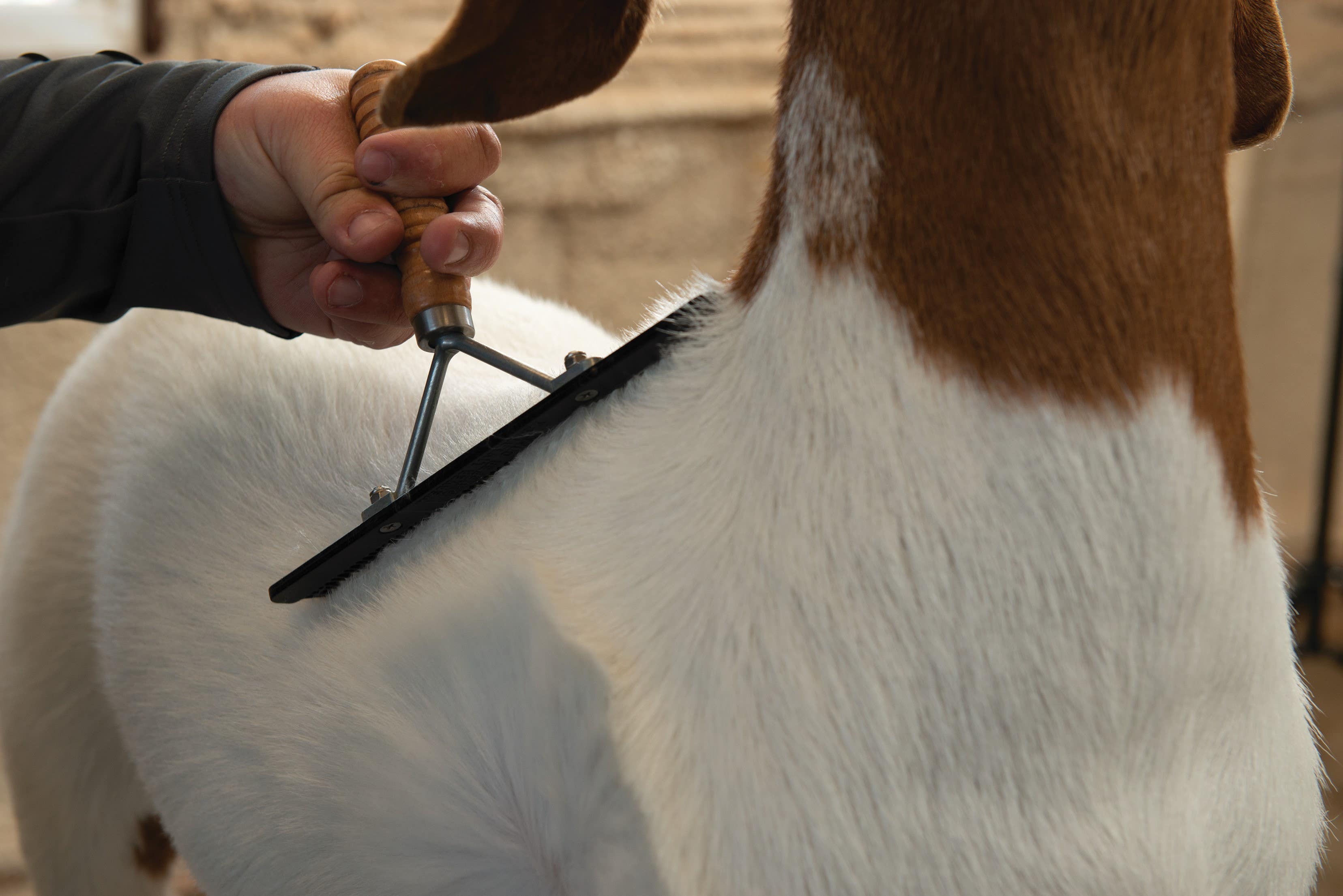Weaver Fluffer Comb with Replaceable Plastic Blade