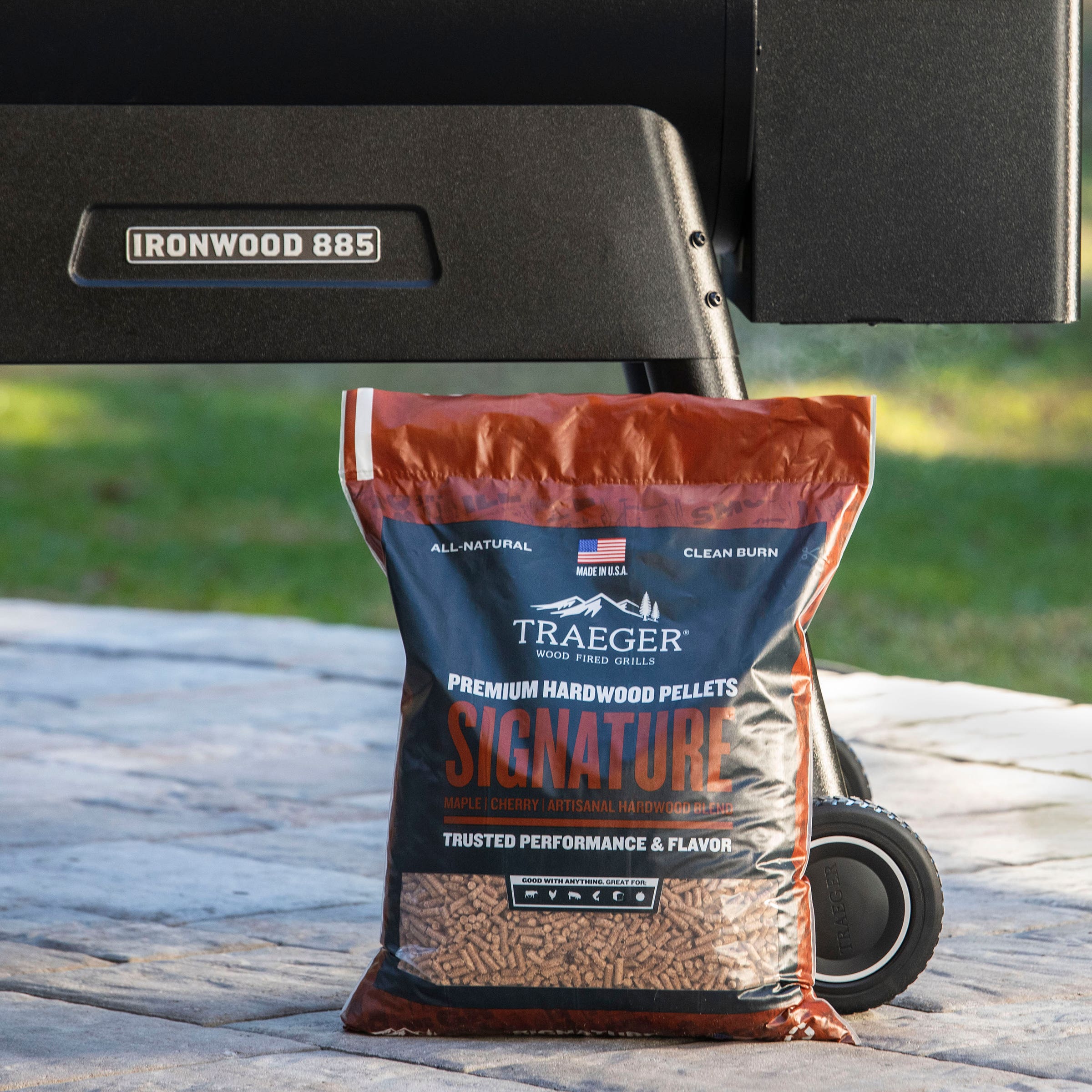 Traeger Signature Blend Hardwood Pellets